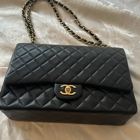 Chanel Leather Double Flap Jumbo - Picture 8 of 12